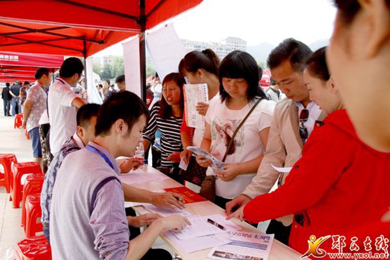 十堰人才热线电话:拨号有惊喜